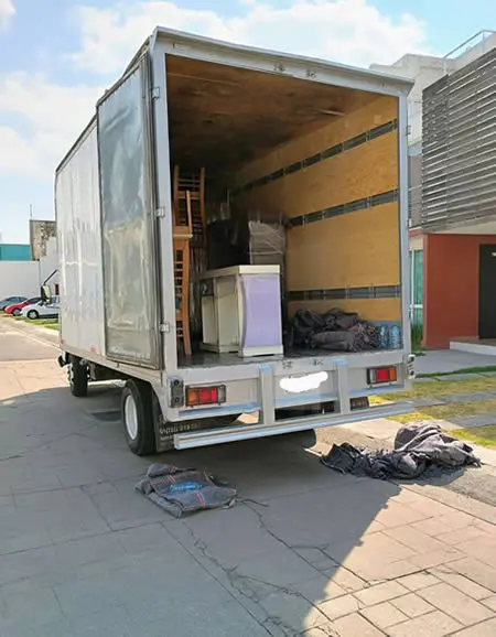 Transportes y Mudanzas Guzmán